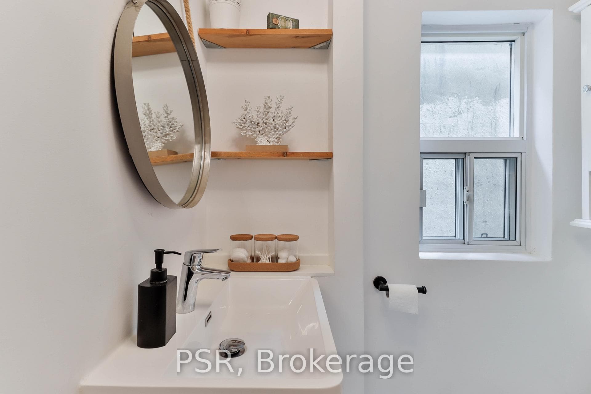 175 Maria Street photo 23
