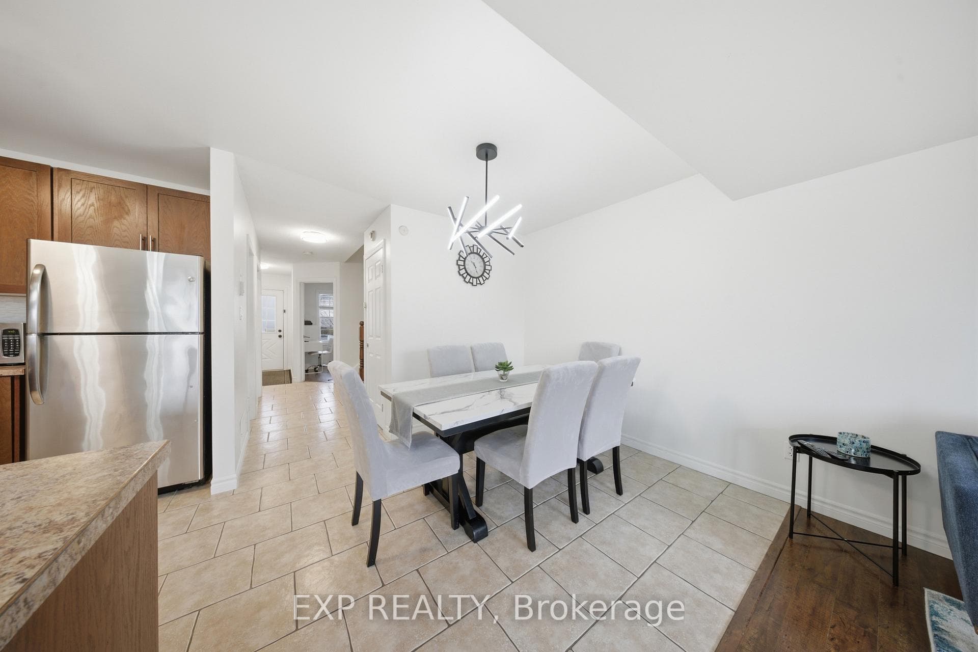 35 Thames Way photo 15