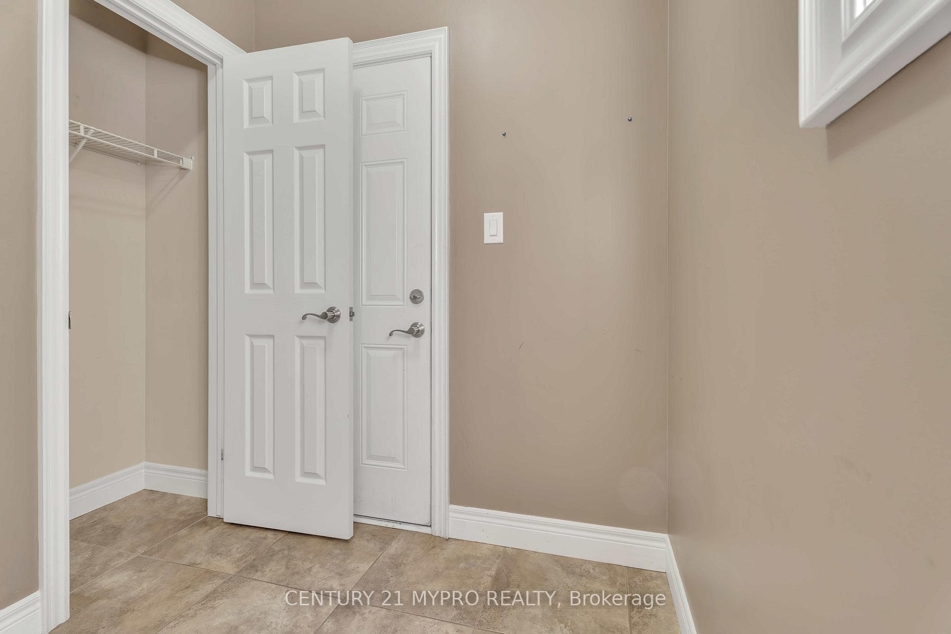 61 Tralee Place photo 24