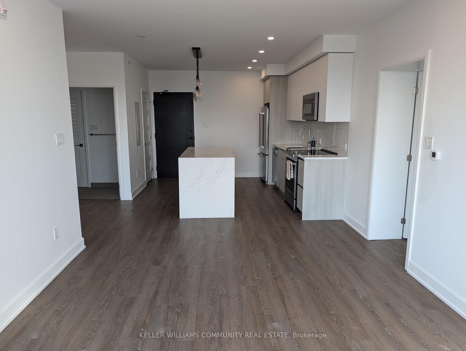 195 Hunter Street Unit 802 photo 16