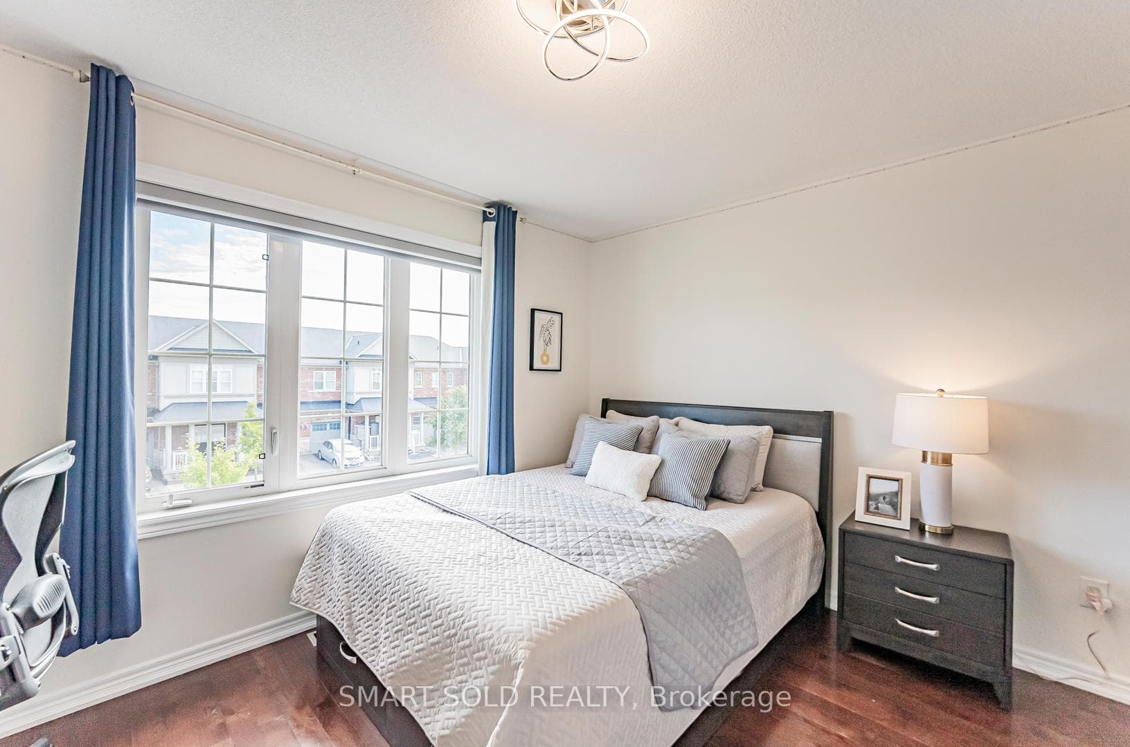 14 Greenspire Avenue photo 38