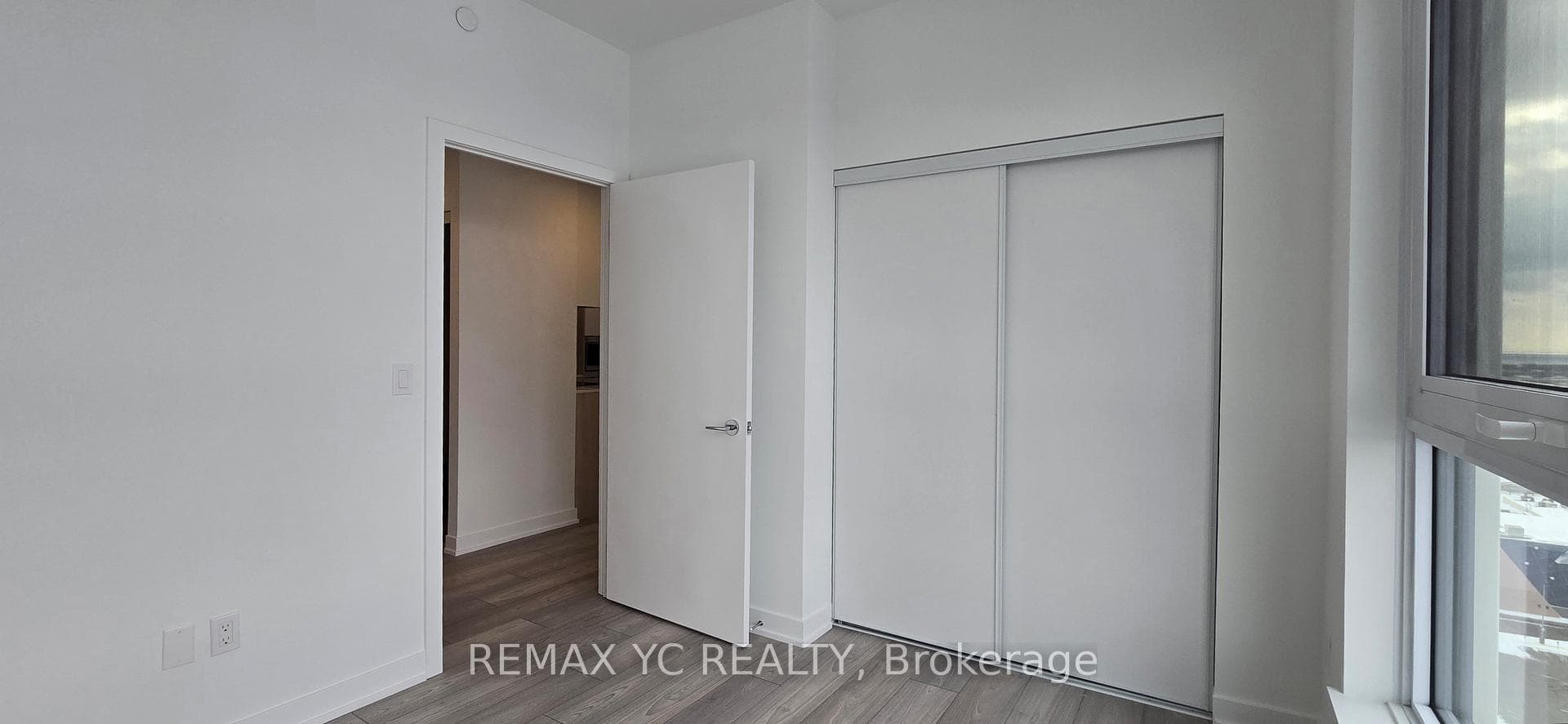 1007 The Queensway N/A Unit 1508 photo 10