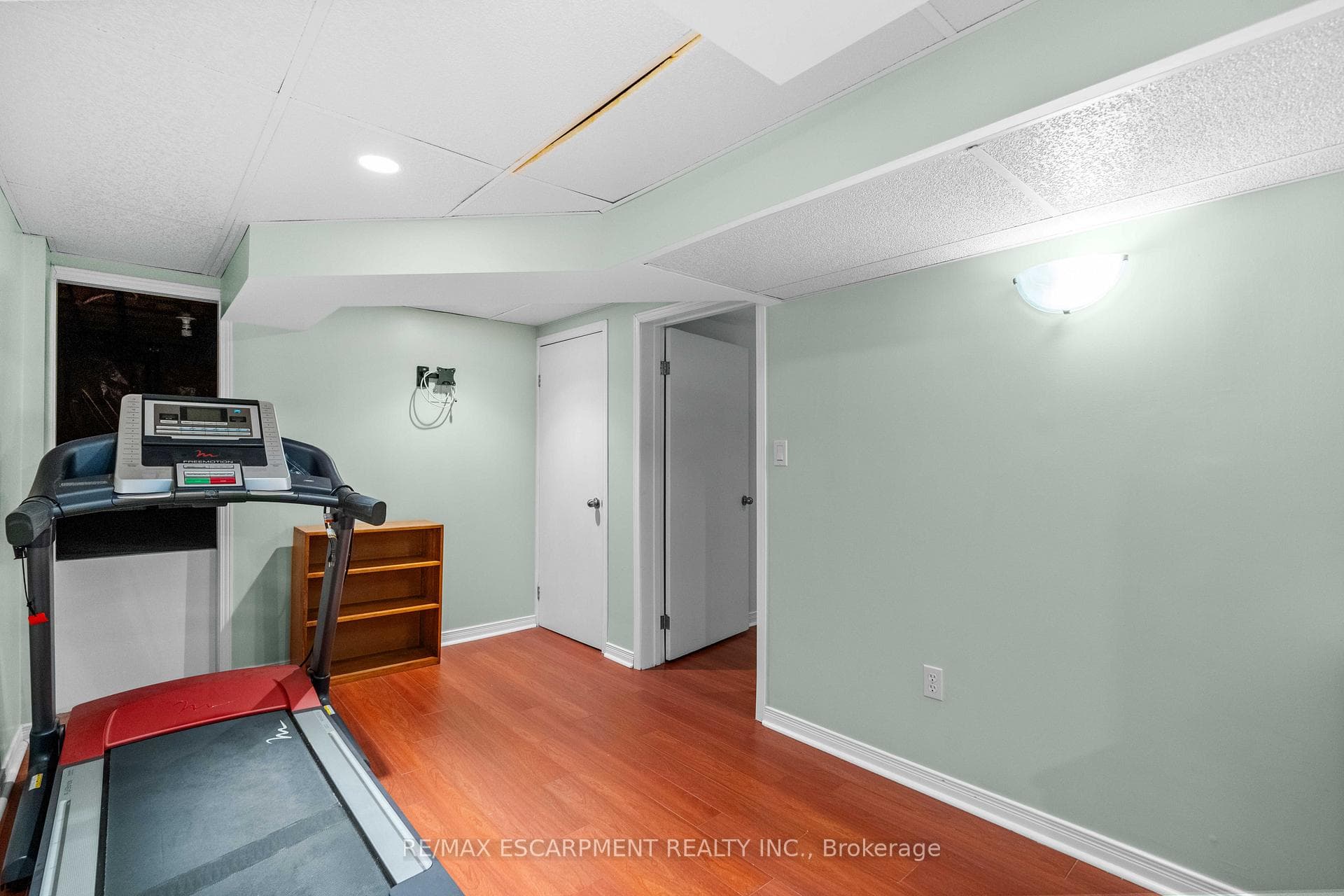 1465 Jefferson Road photo 22