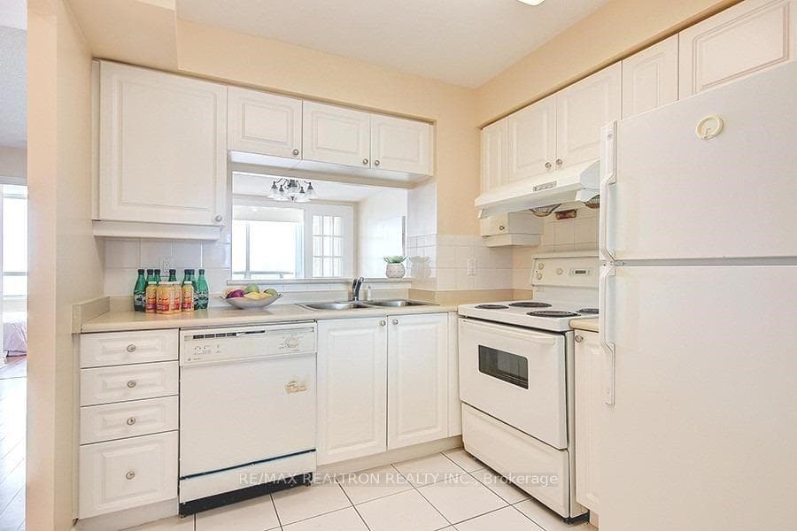 68 Corporate Drive Unit 3639 photo 10