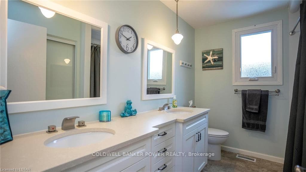 32 CONIFER Court photo 22