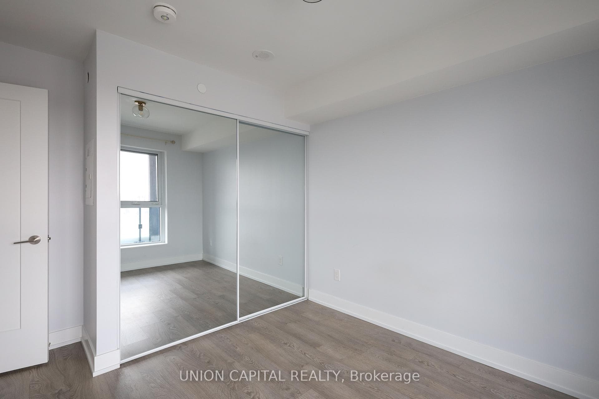 5 Mabelle Avenue Unit 1436 photo 20