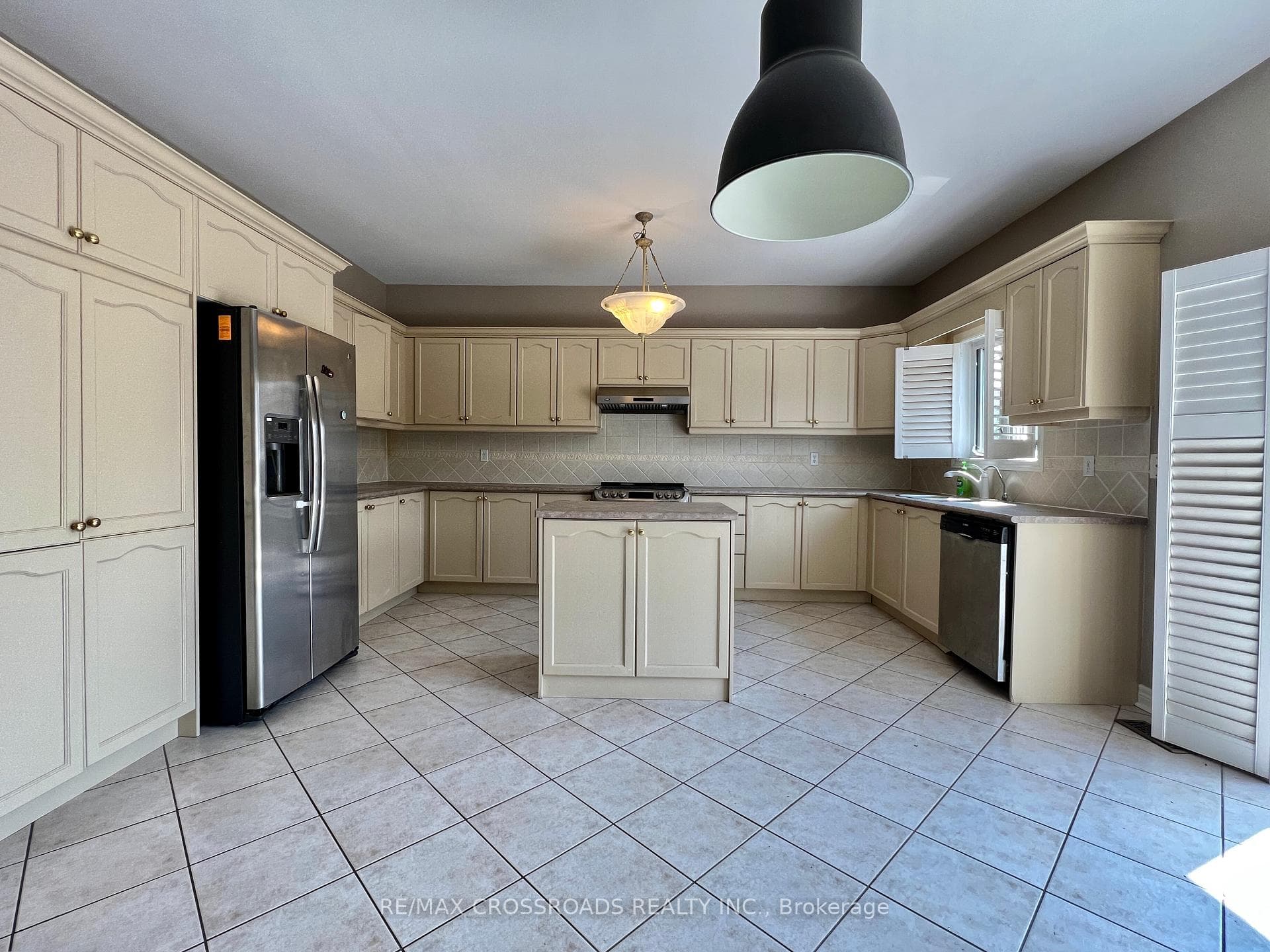 46 Eminence Road photo 11
