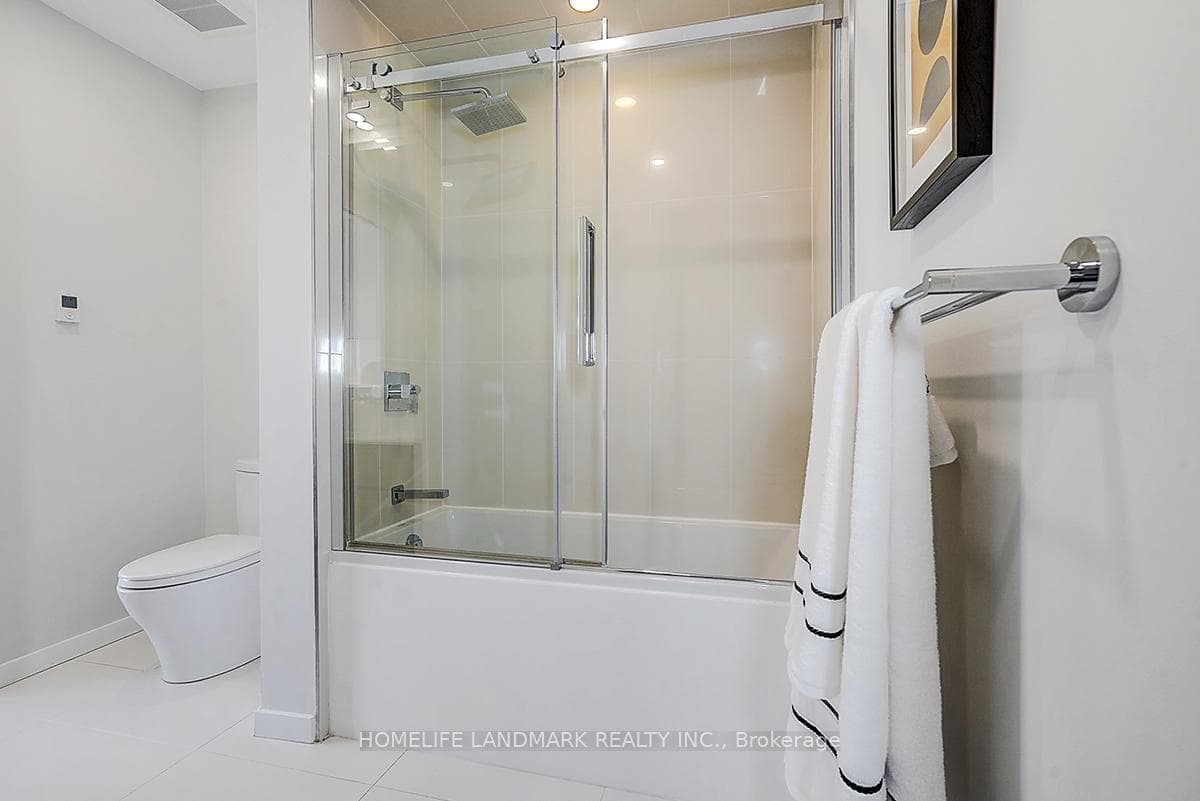 295 Roxton Road photo 32