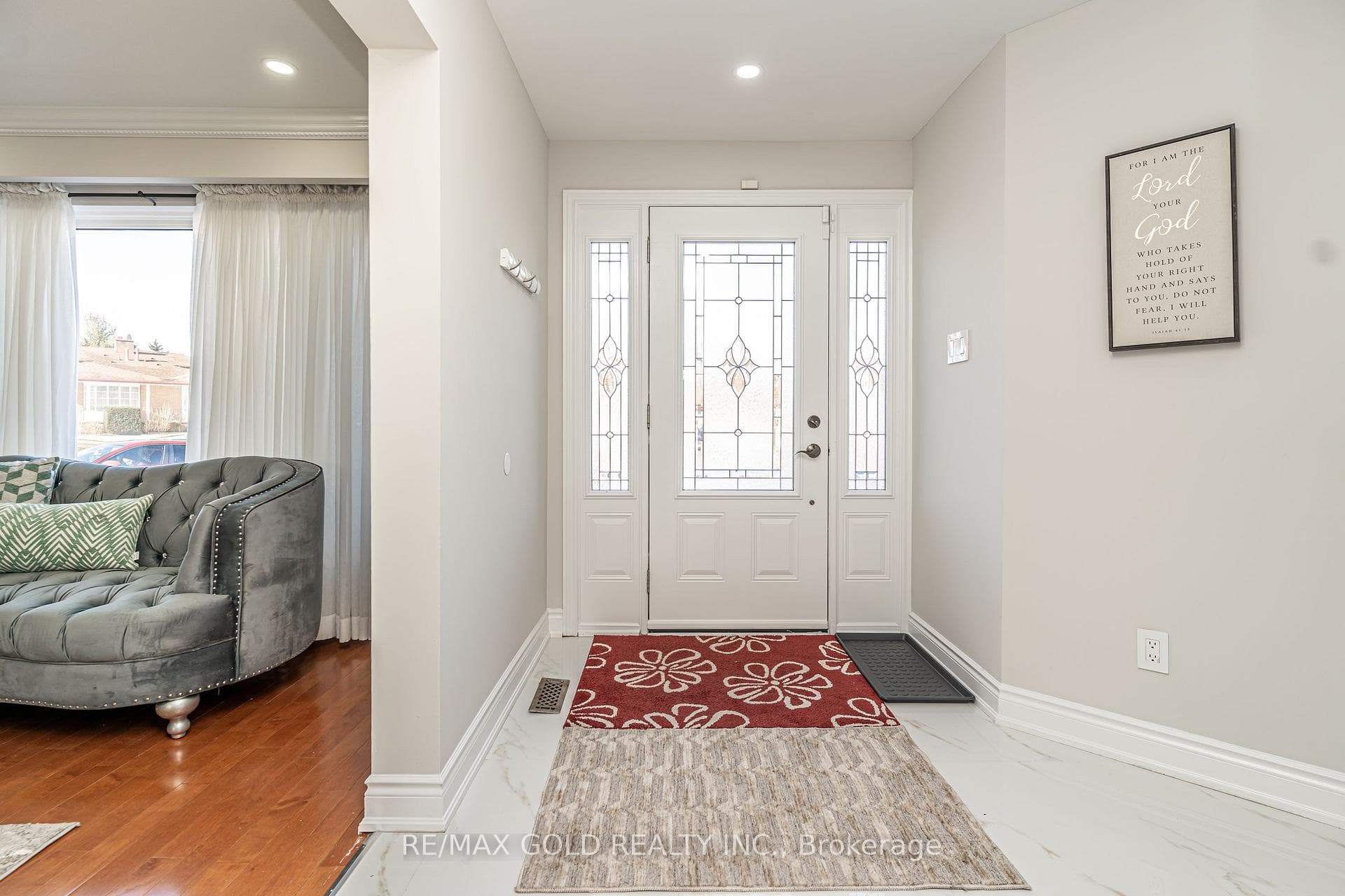 9 Dalton Place photo 5