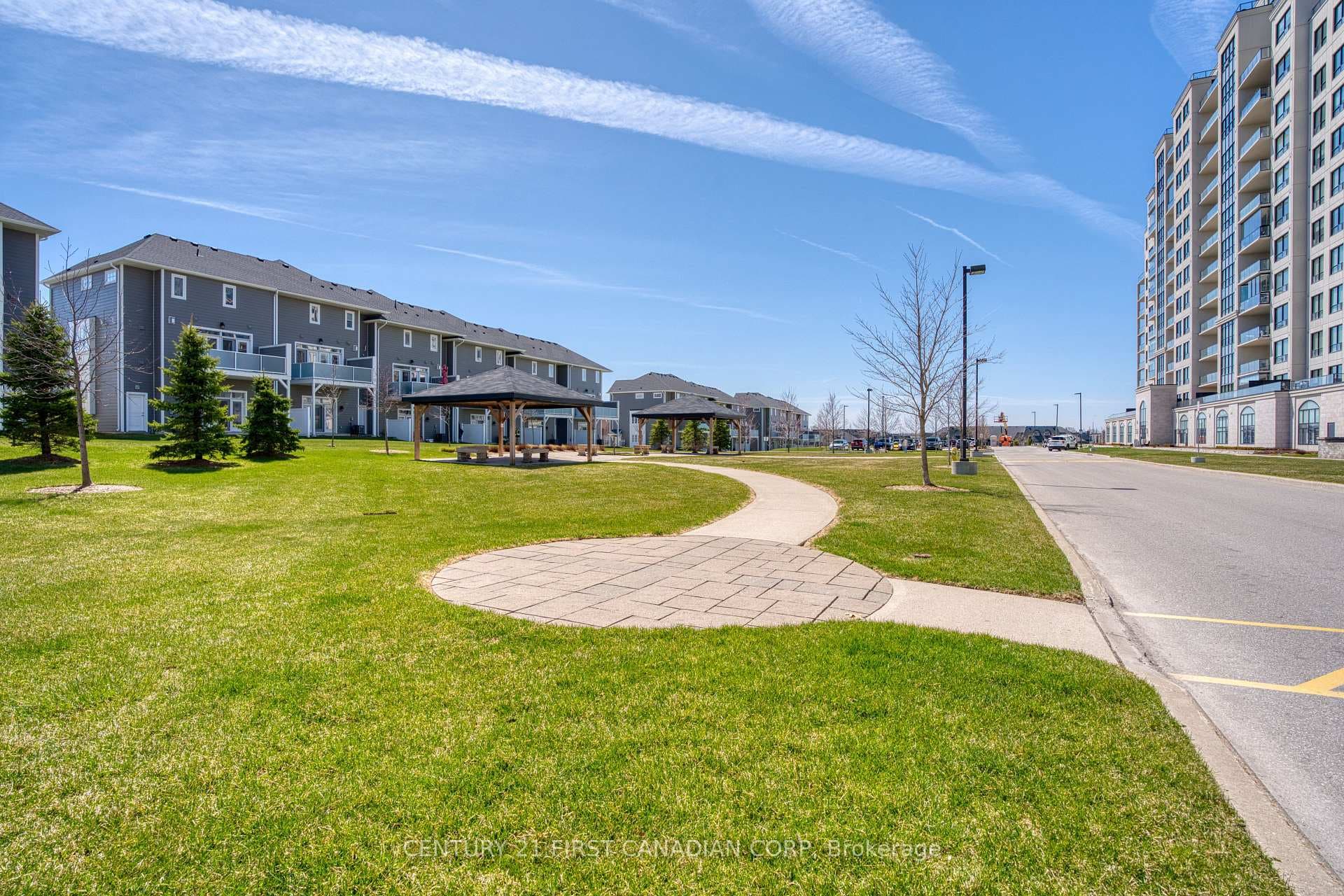 240 Villagewalk Boulevard Unit 812 photo 47