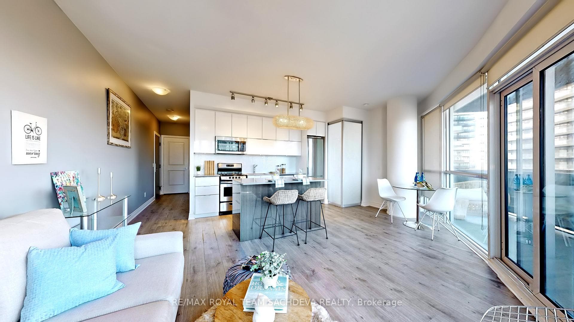 80 Marine Parade Drive Unit 1408 photo 6