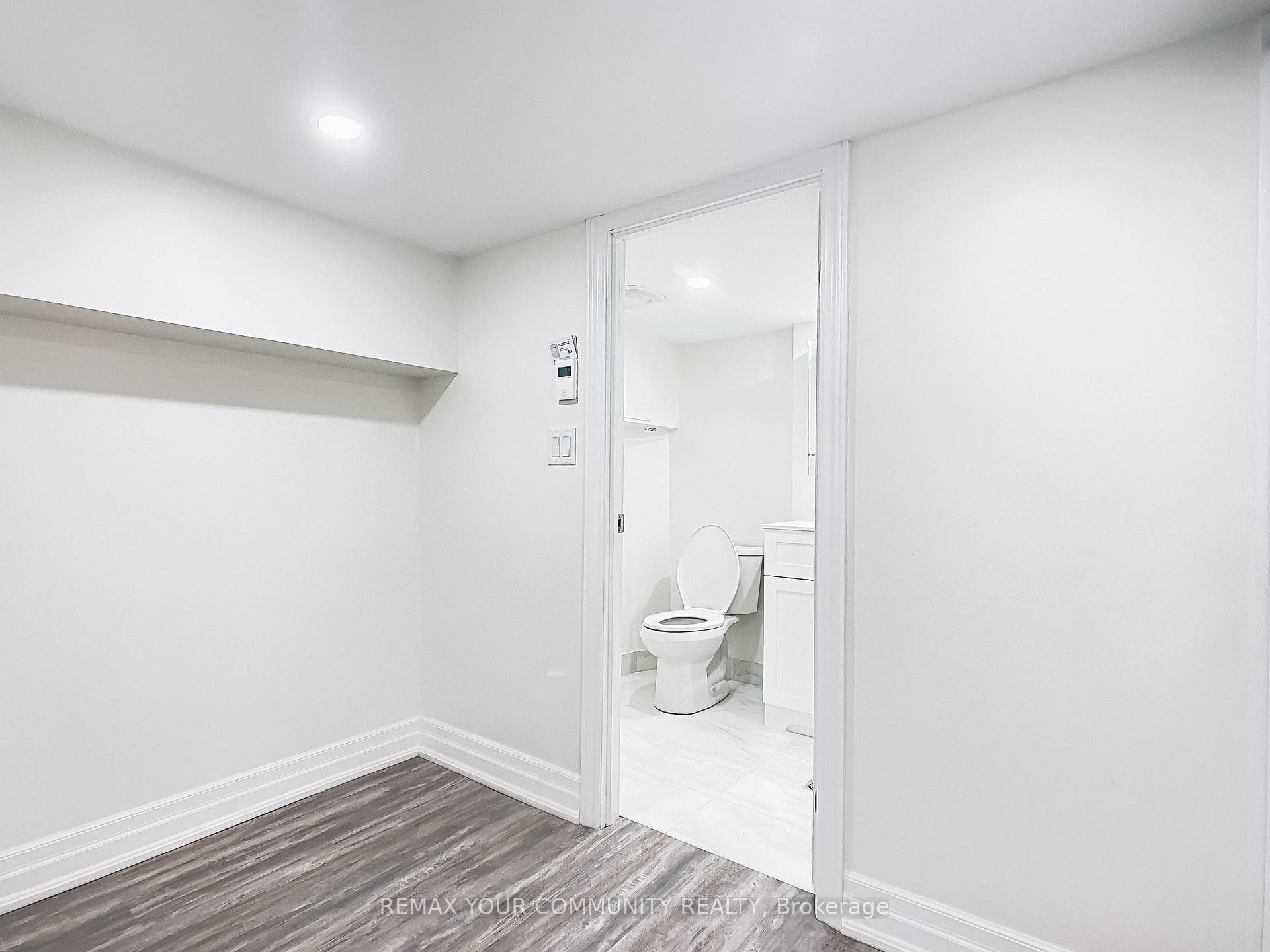 Basement-3 Pc Ensuite Bath