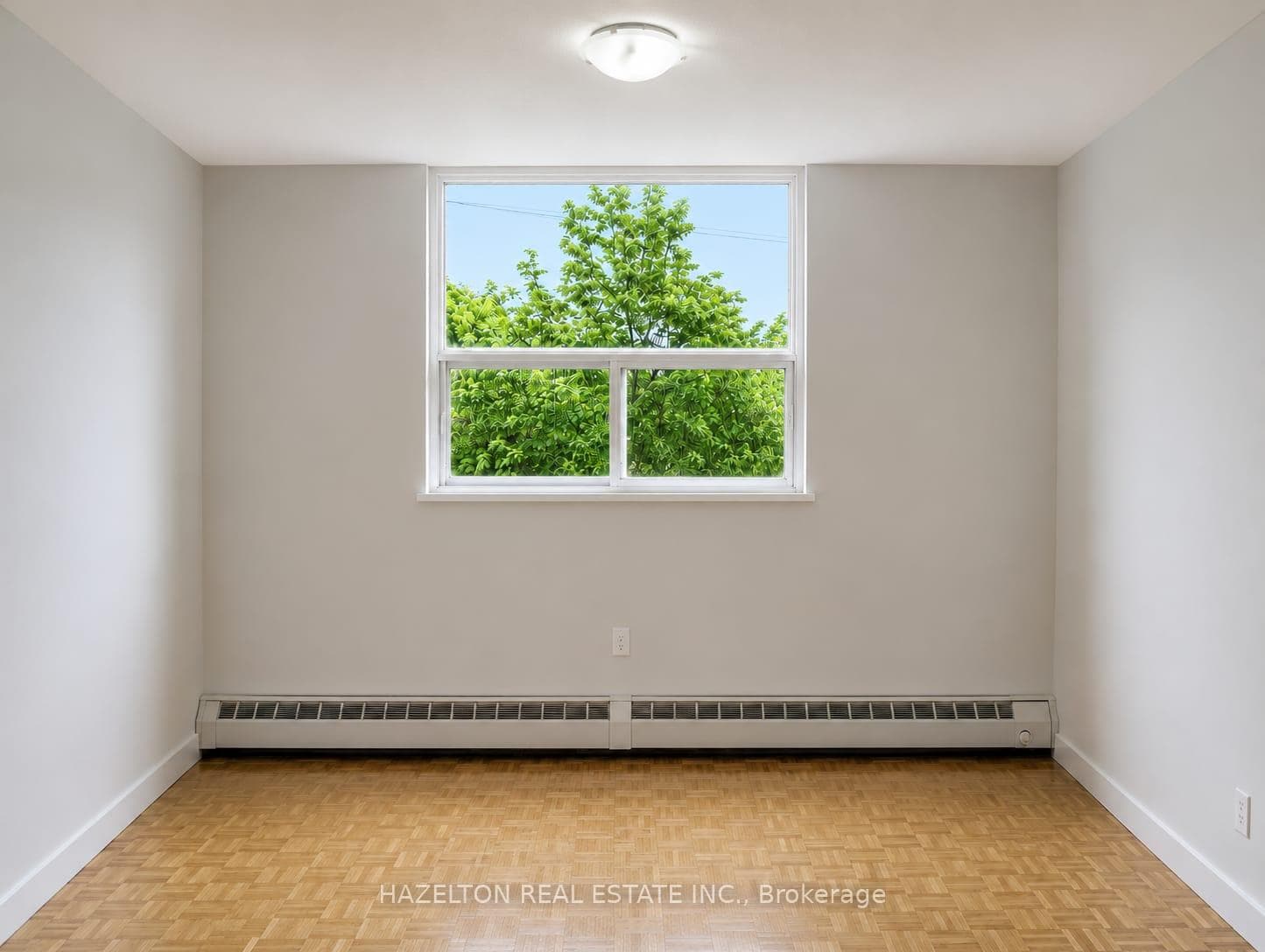 1780 Victoria Park Avenue Unit 305 photo 6