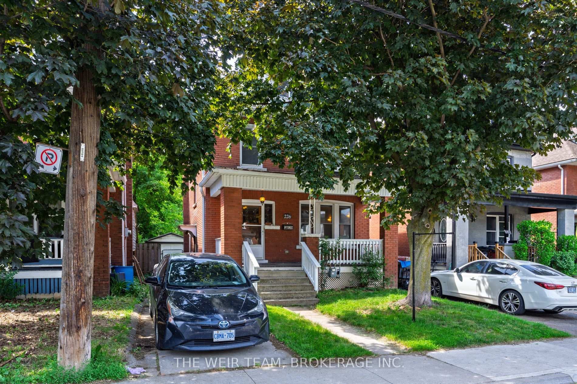 226 Ottawa Street photo 2