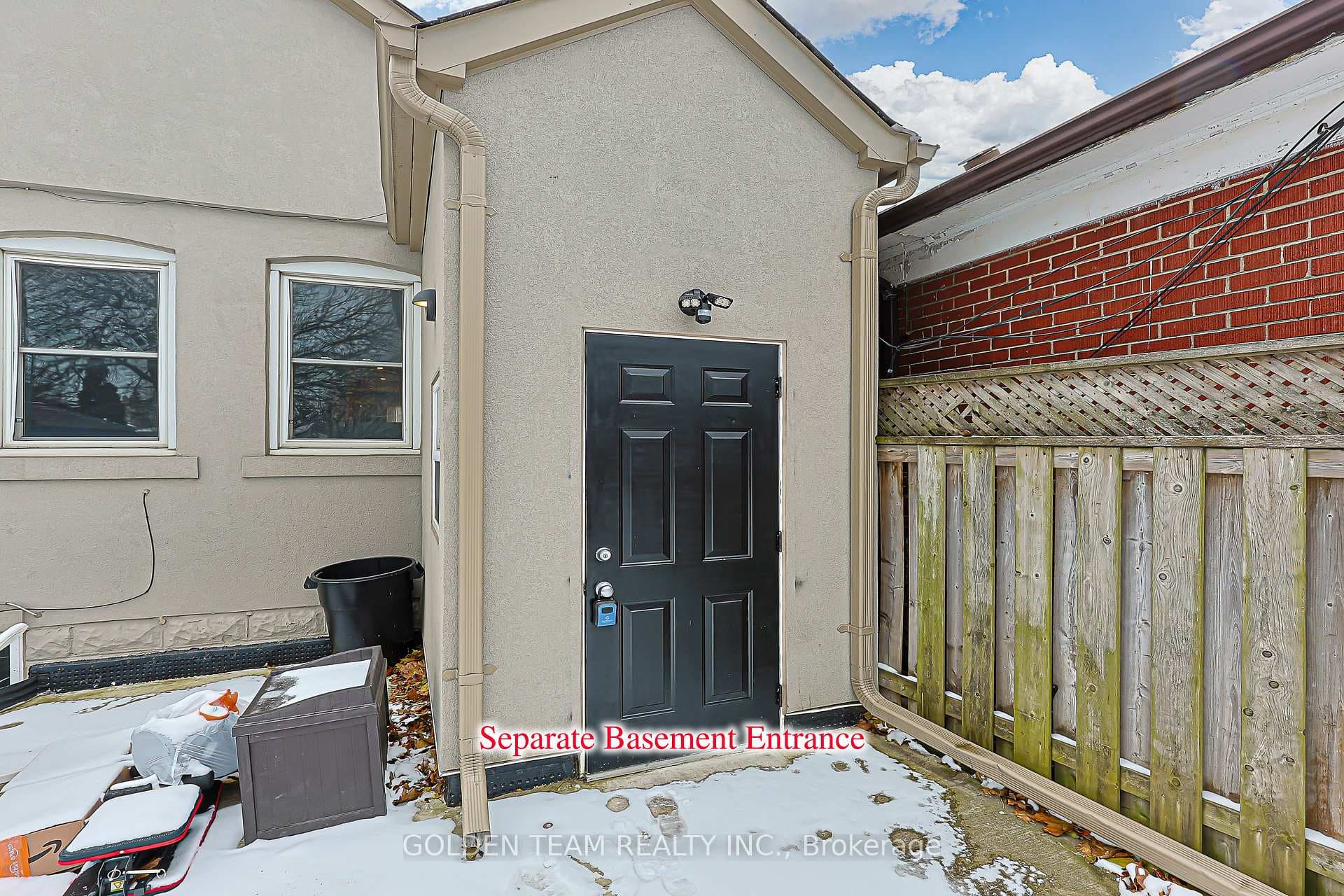 64 Bowie Avenue photo 34