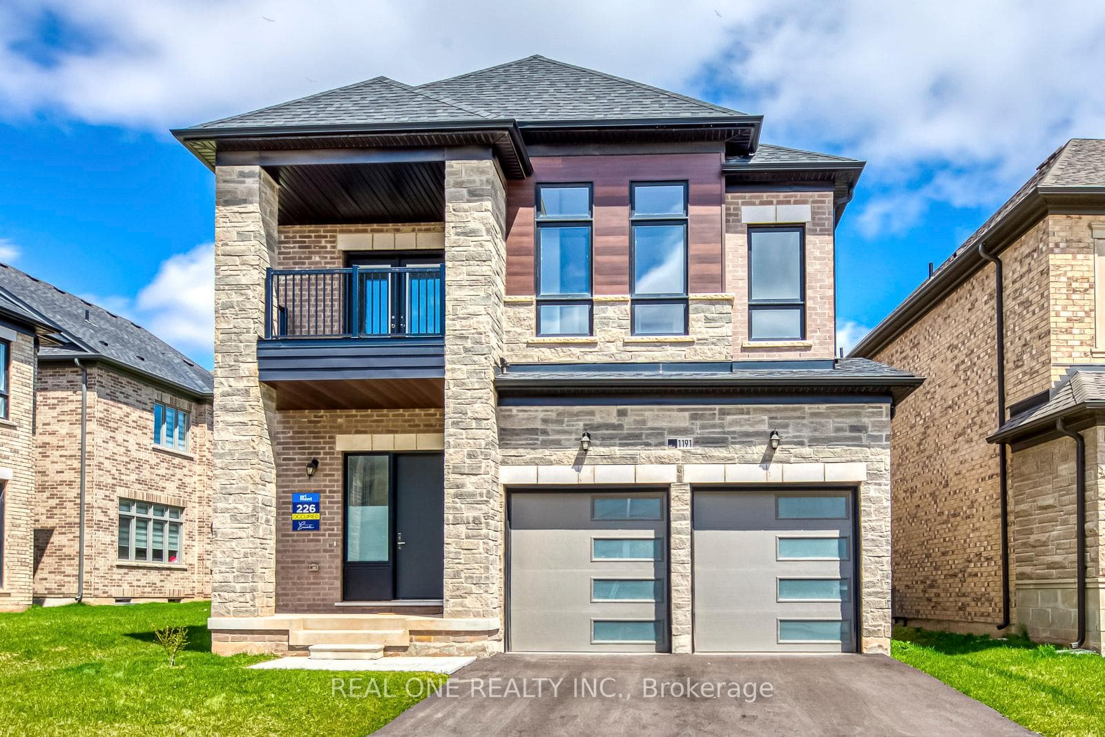 1191 Stag Hollow photo 1