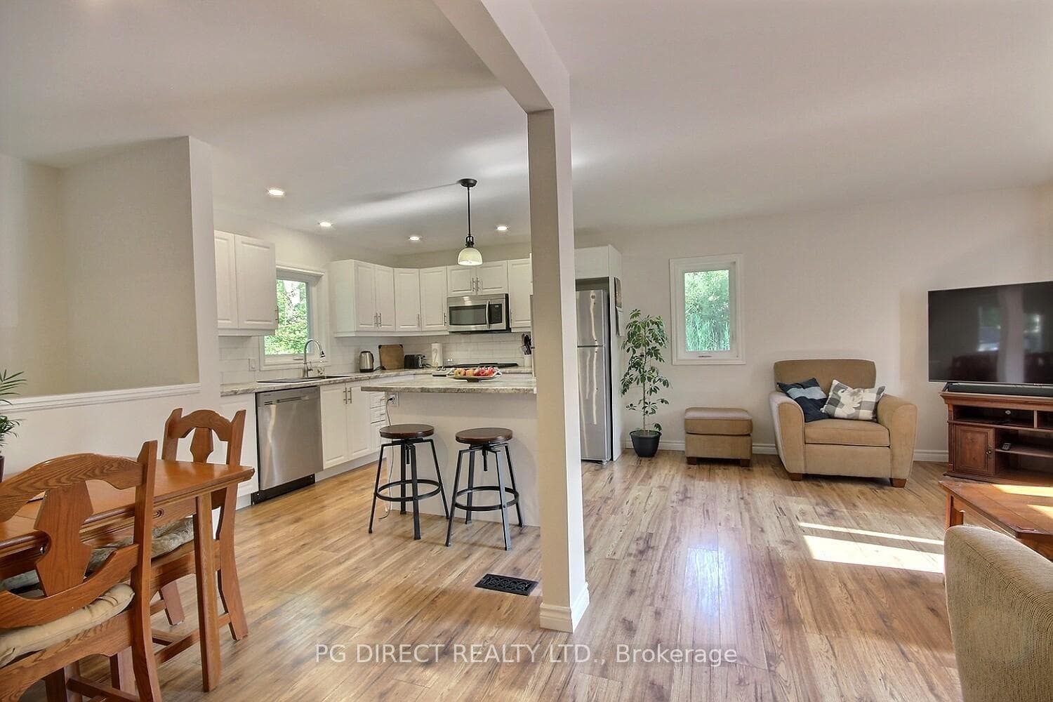283 Drewery Street photo 9