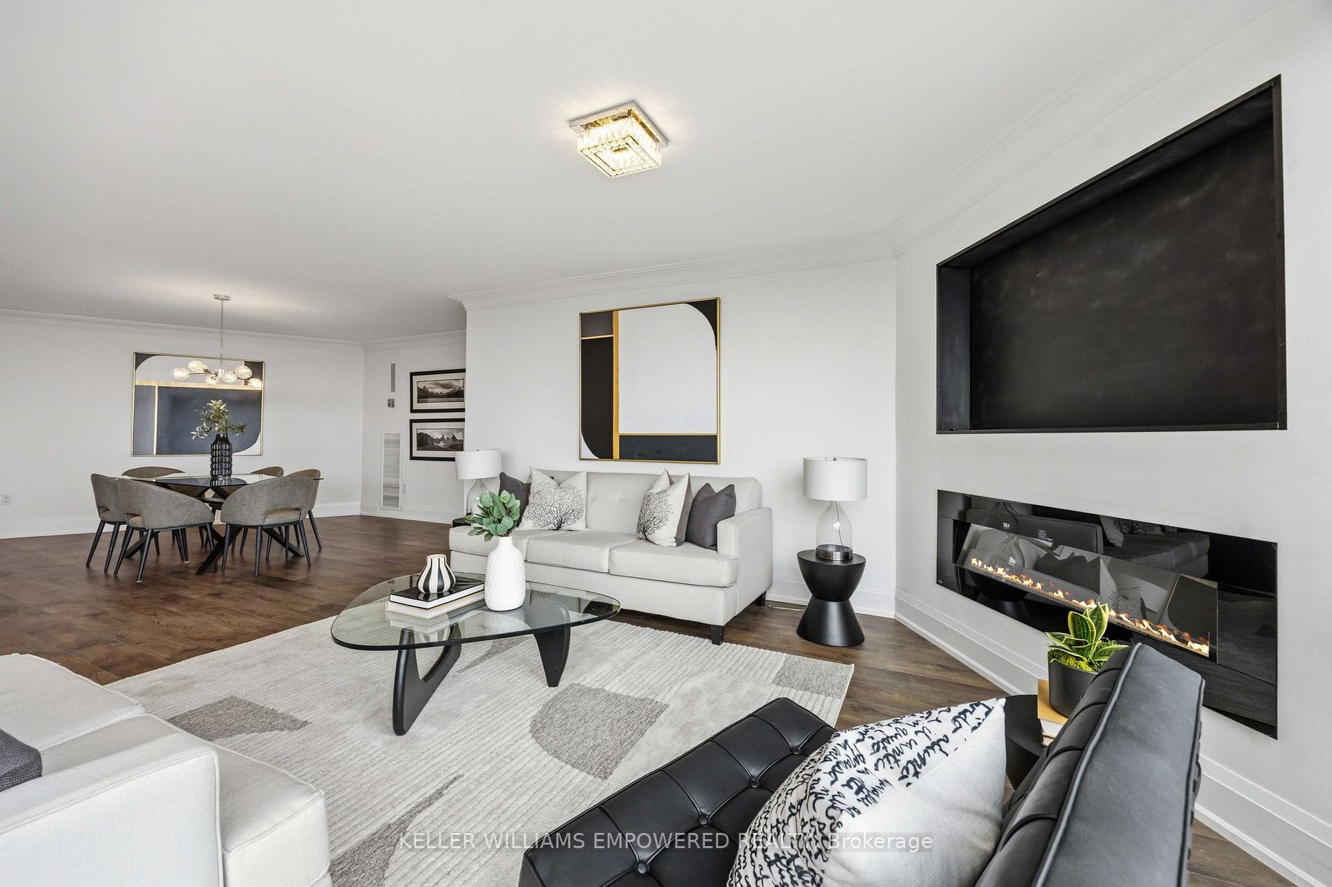 2010 Islington Avenue Unit 2405 photo 4