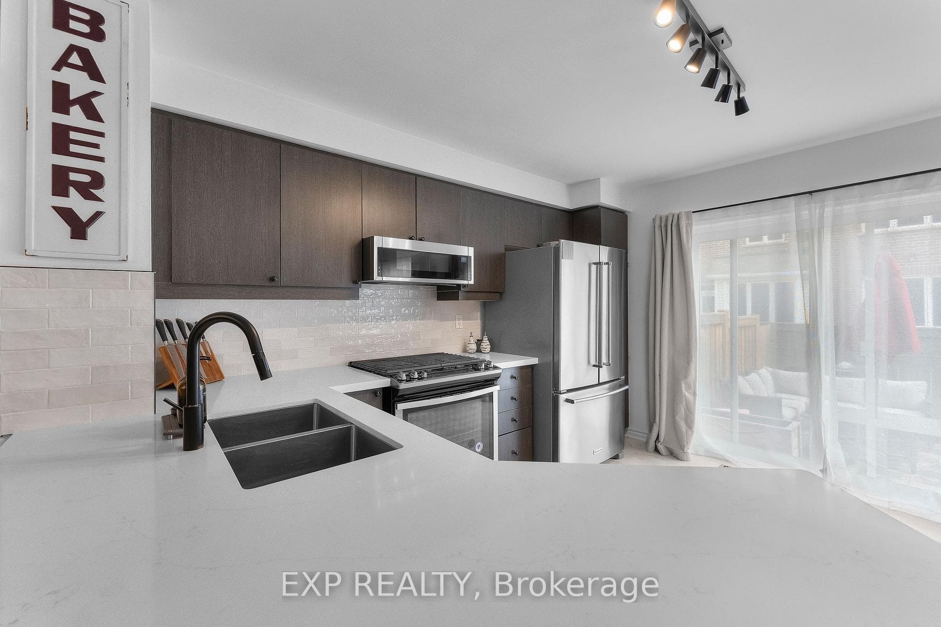 55 Hatt Court photo 19