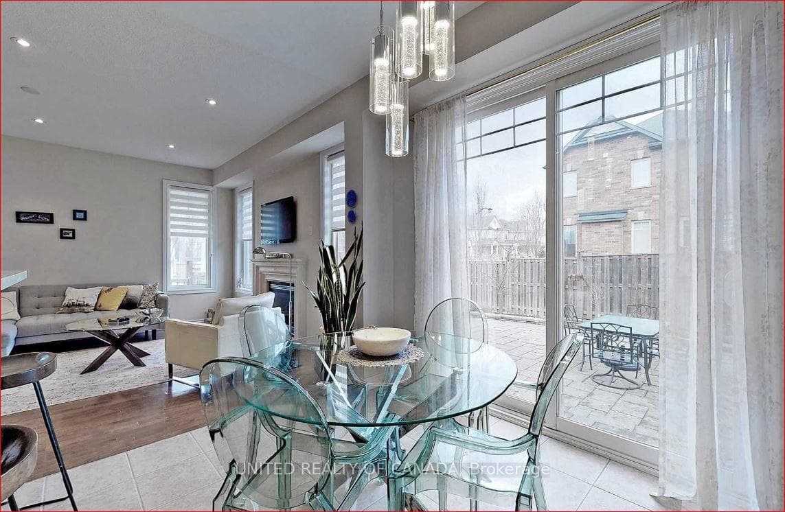 2 Thistle Avenue photo 15