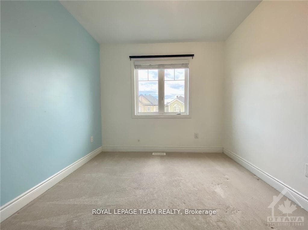 333 Meadowbreeze Drive photo 26