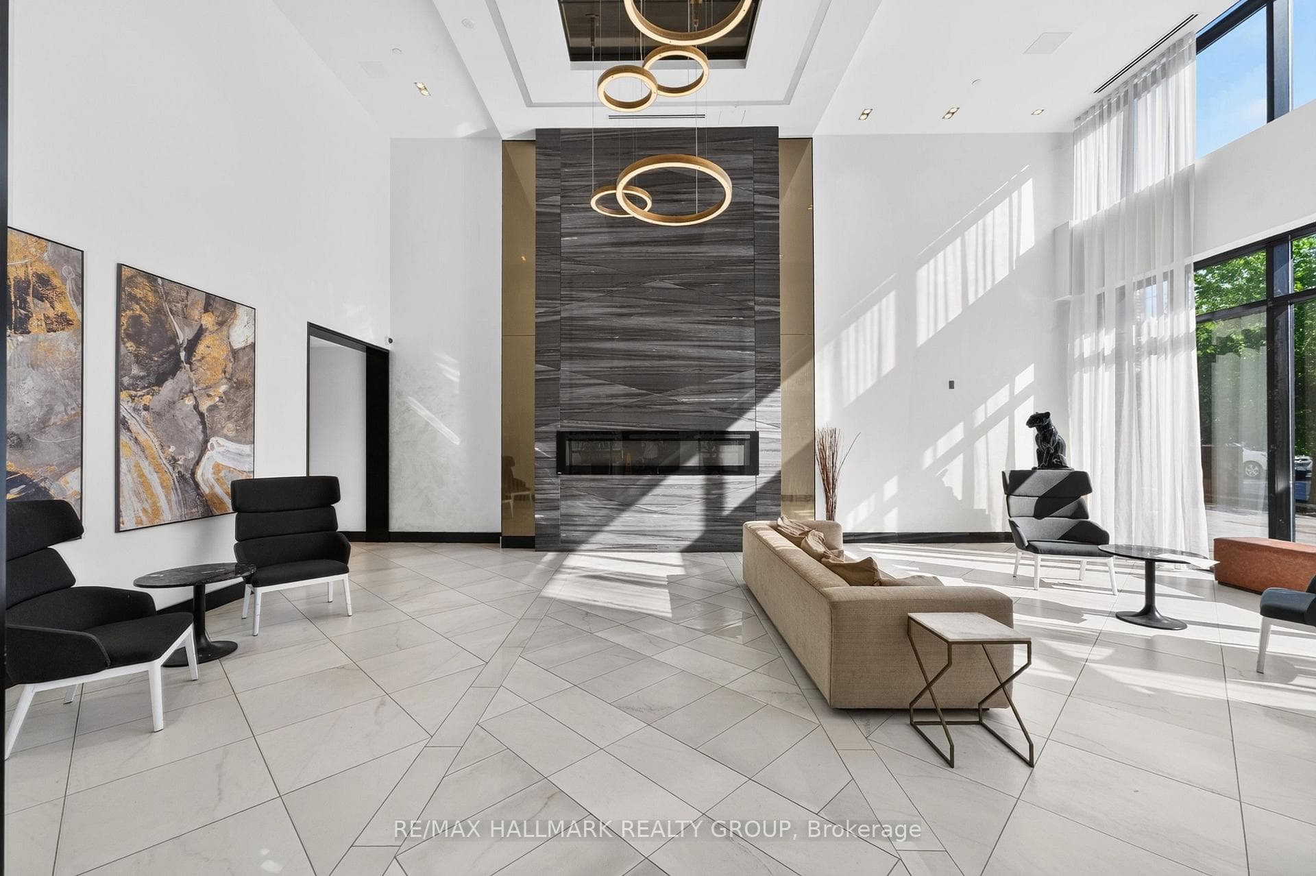 255 Bay Street Unit 201 photo 5