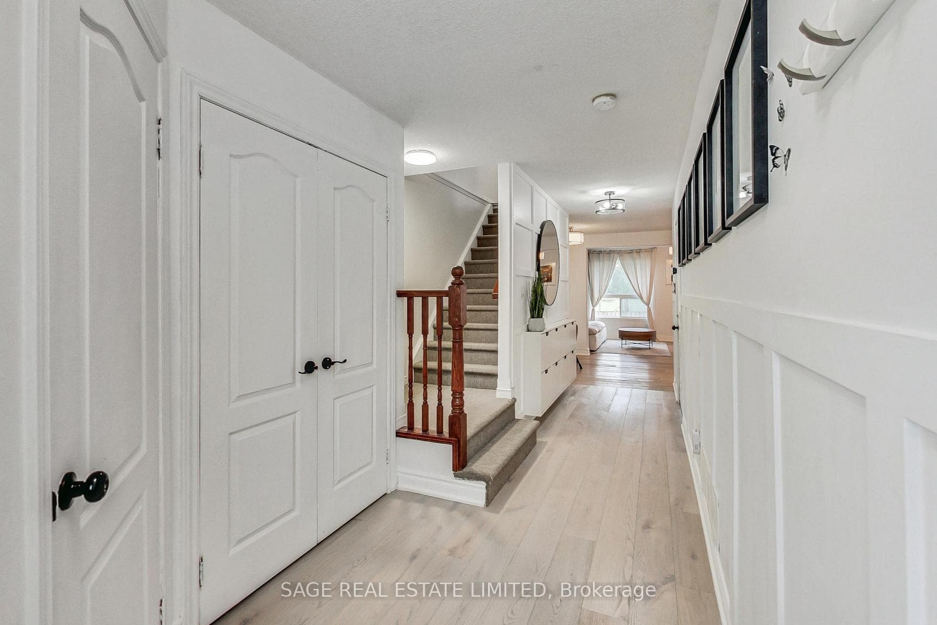 35 Shephard Avenue photo 5