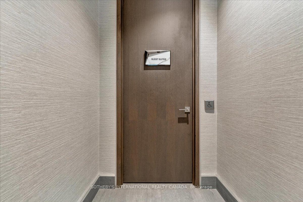 10 York Street Unit 2105 photo 24