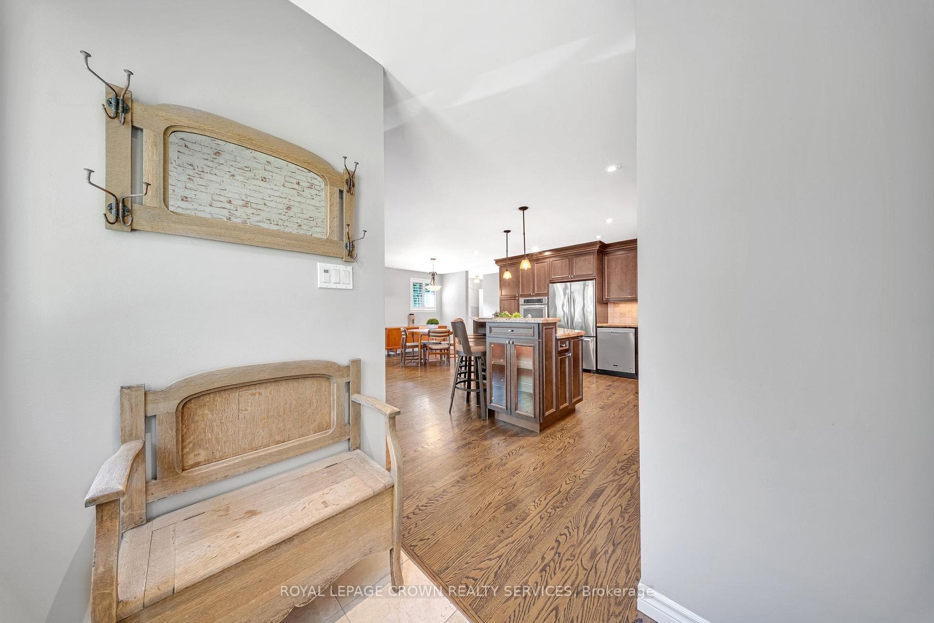 620 Meadow Lane photo 5