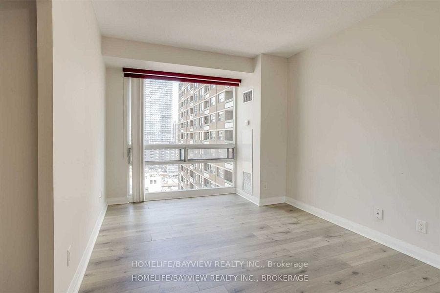 1121 Bay Street Unit 1506 photo 12