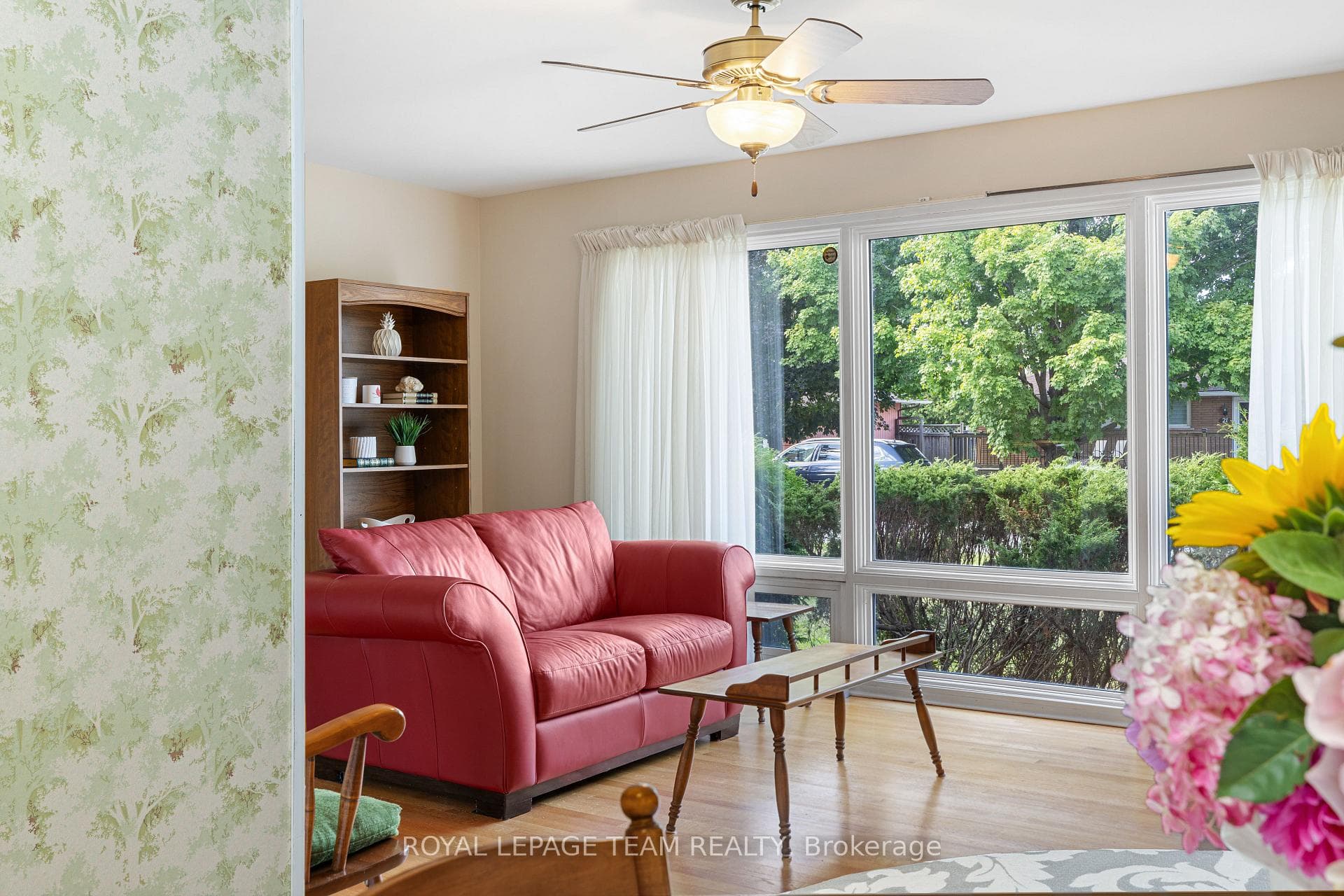 30 Ellery Crescent photo 14
