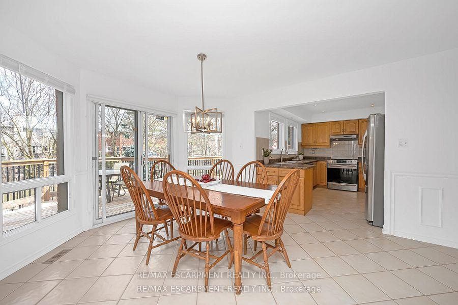 2069 Gordie Tapp Crescent photo 14