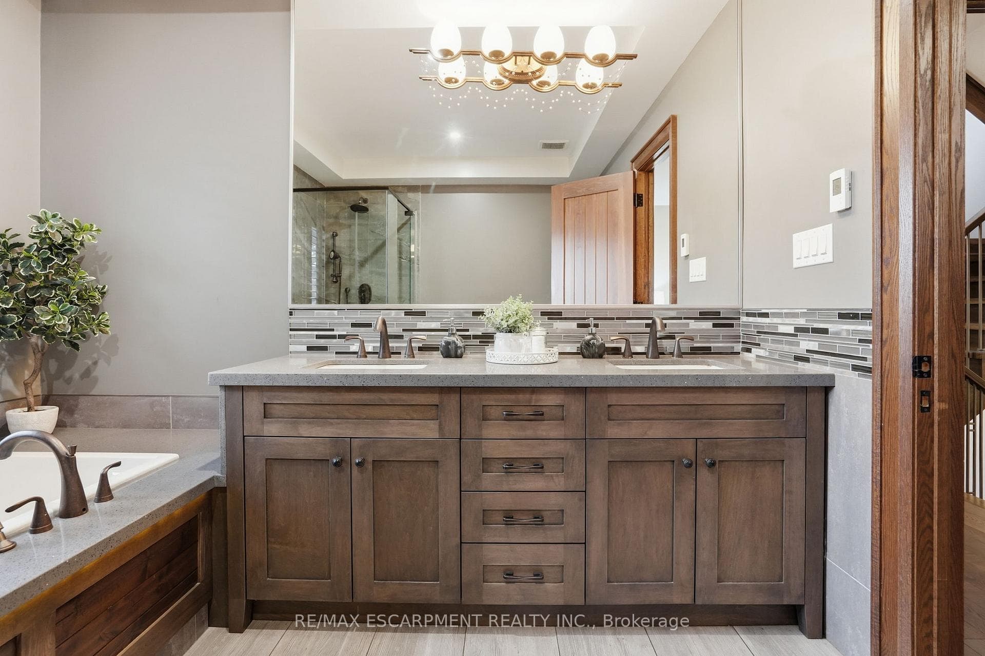 630 Kedleston Way photo 20