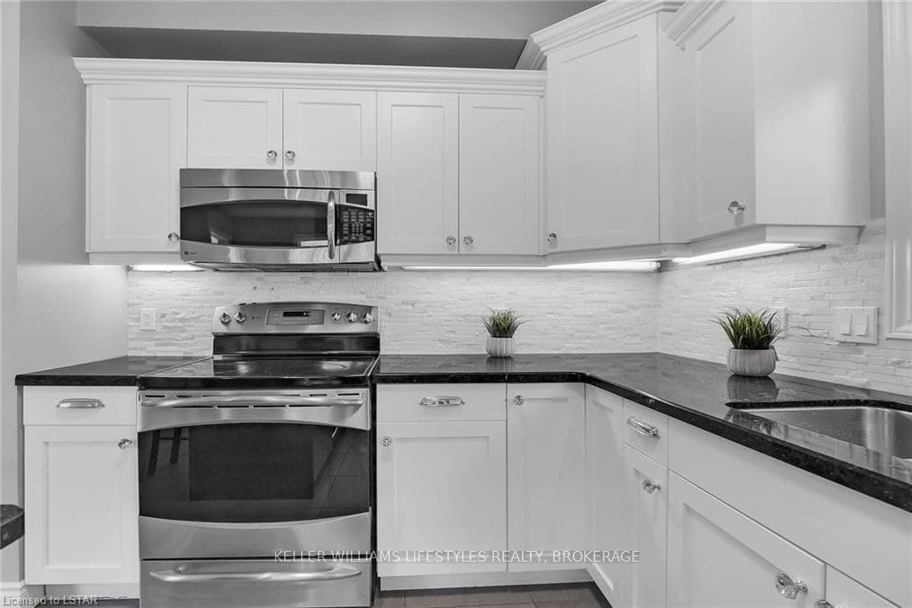 1942 JUBILEE Crescent photo 9