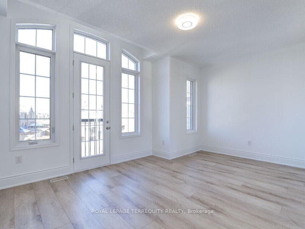 995 Cherry Court photo 19