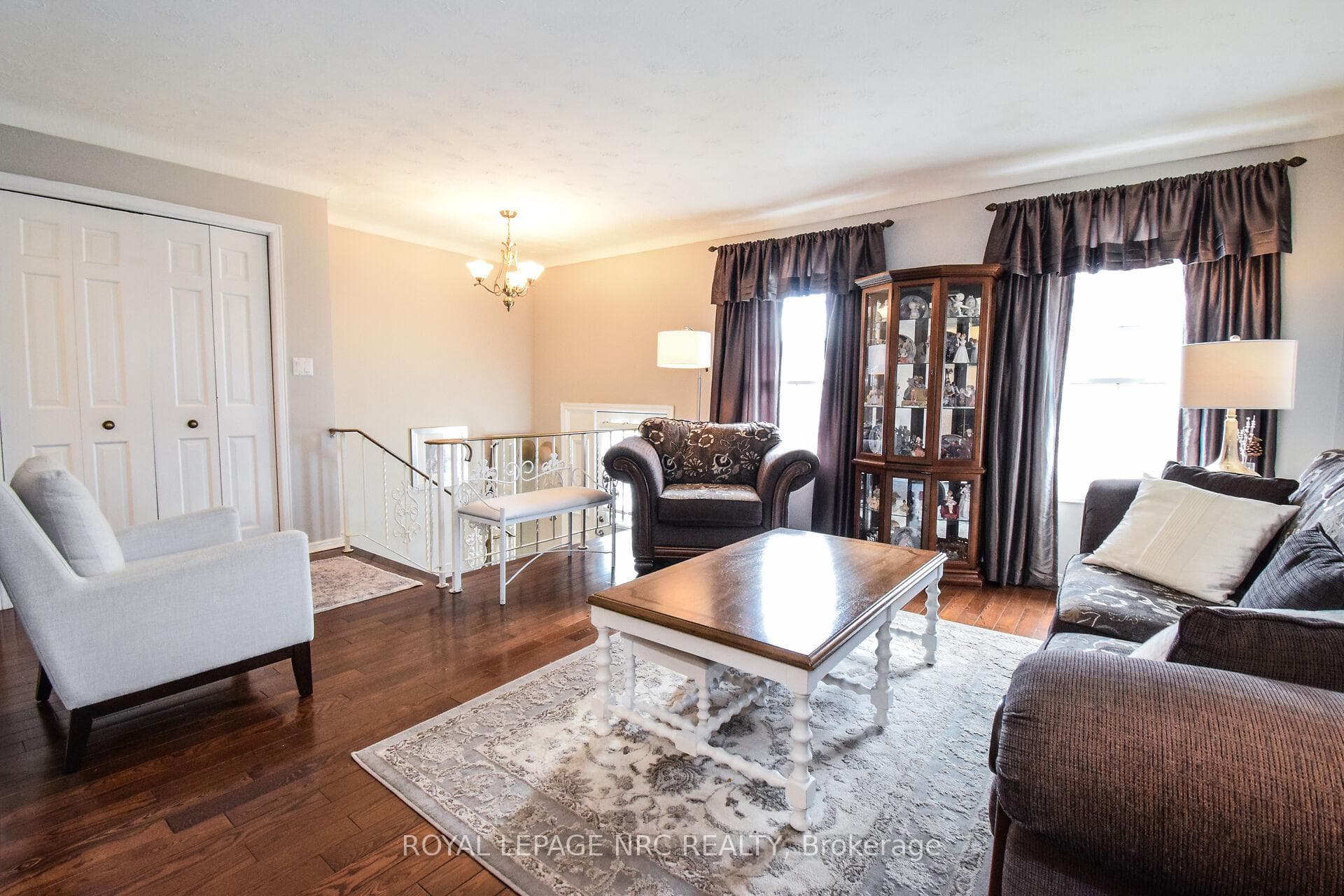 97 Green Maple Drive photo 10