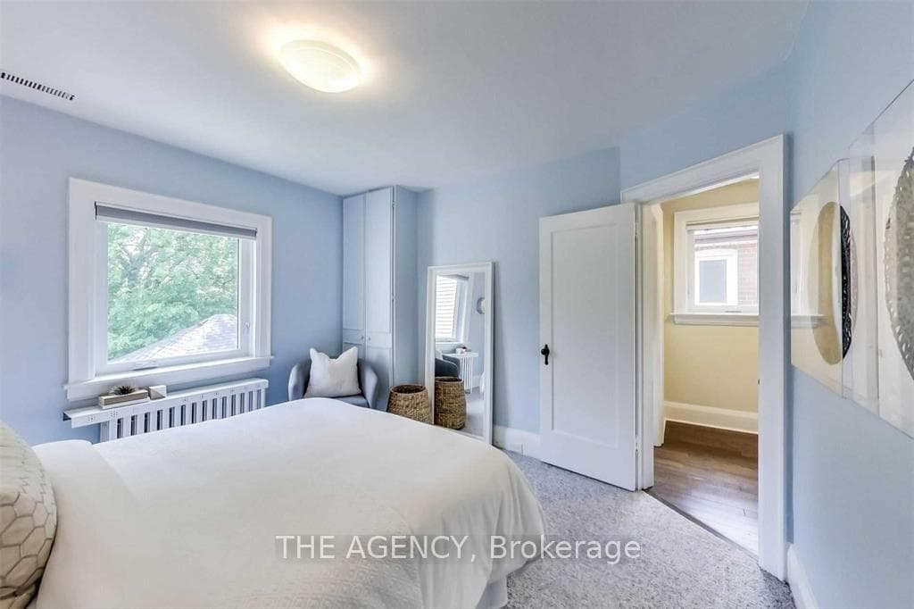 Primary bedroom w/ Garden views