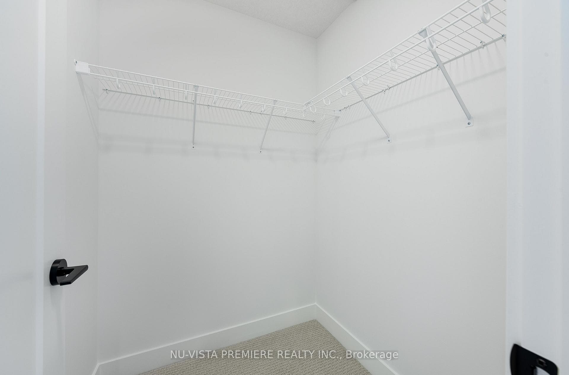 photos of a similar unit
