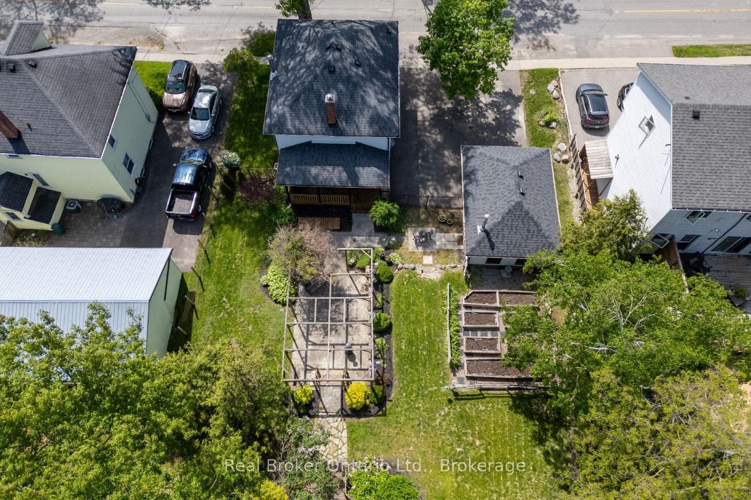 61 Mill Street photo 26