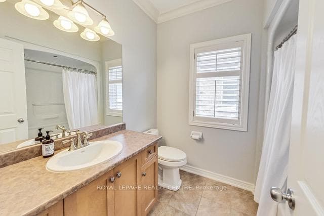 2223 Dewsbury Drive photo 23