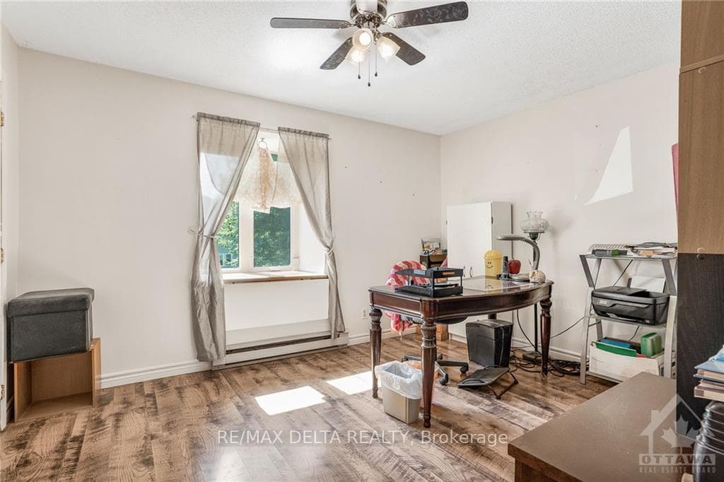 304 CECILE Boulevard photo 18