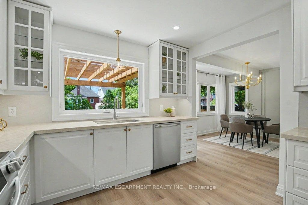 72 Mountain Park Avenue photo 13