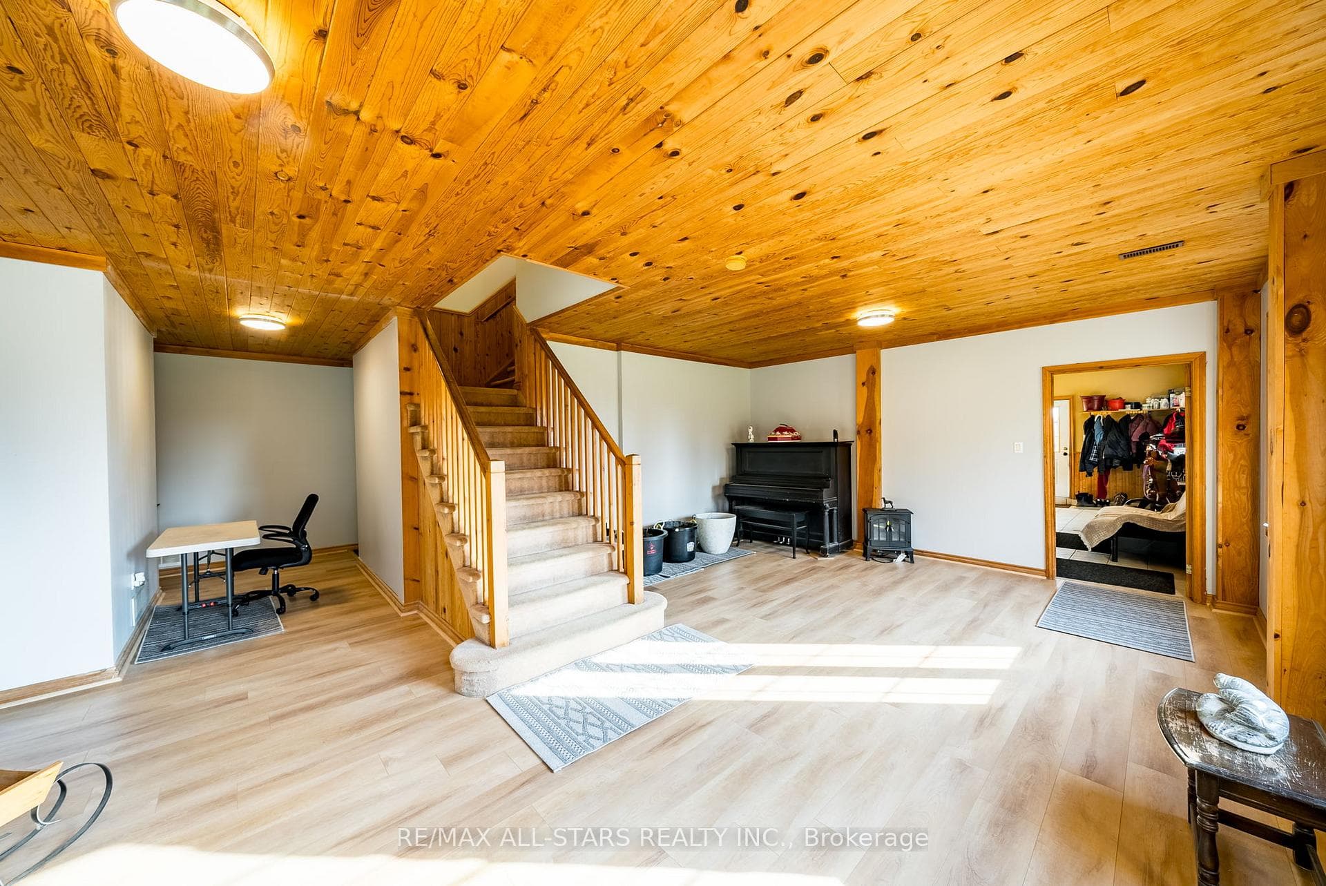 100 Snow Ridge Court photo 25