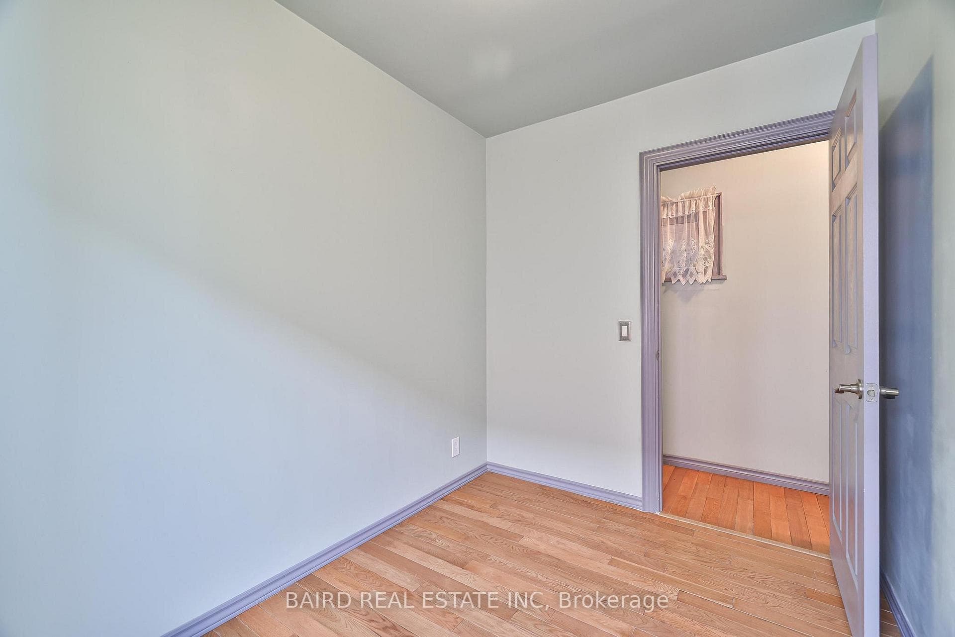 194 Cedric Avenue photo 9
