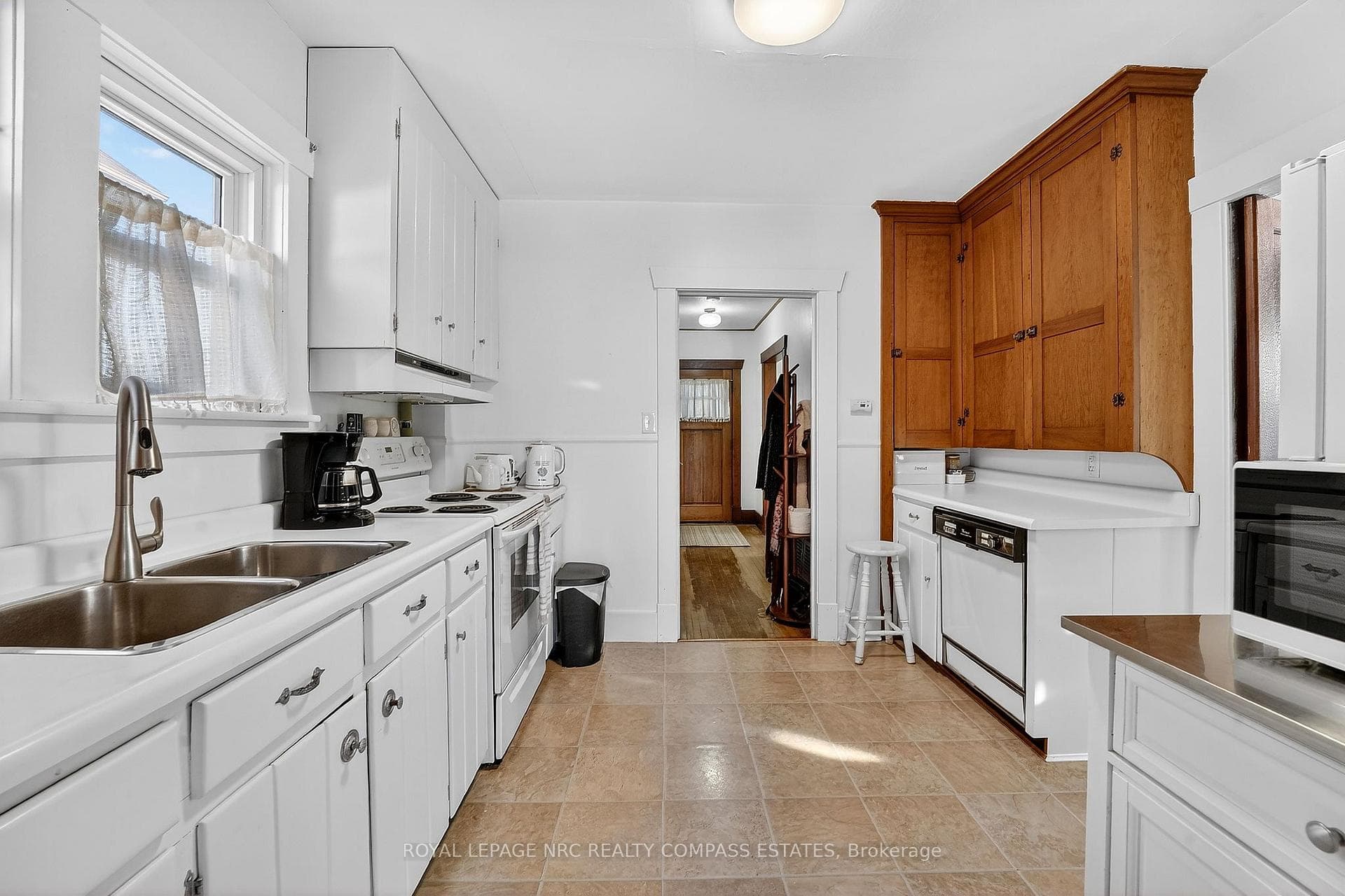 234 Jarvis Street photo 25