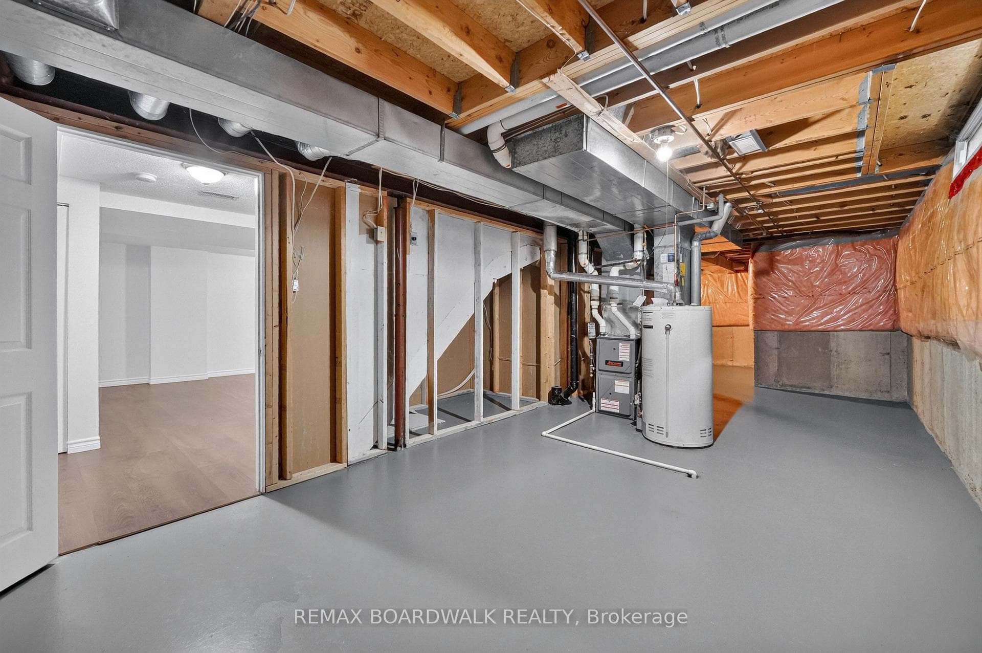 Abundance of possibilities for this unused space