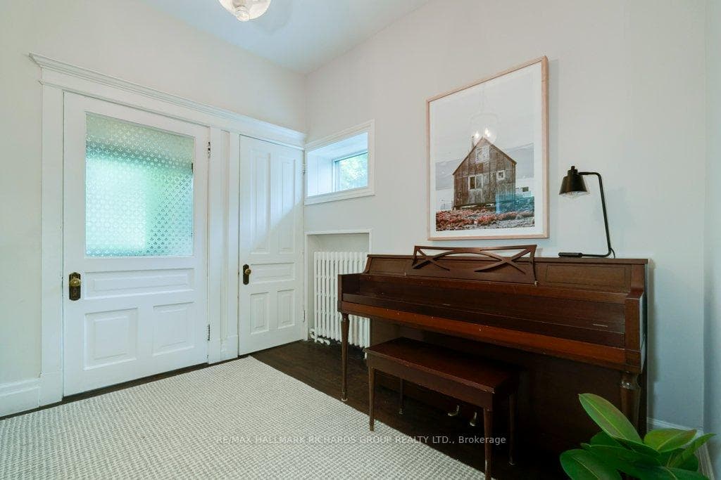 106 Admiral Road photo 3