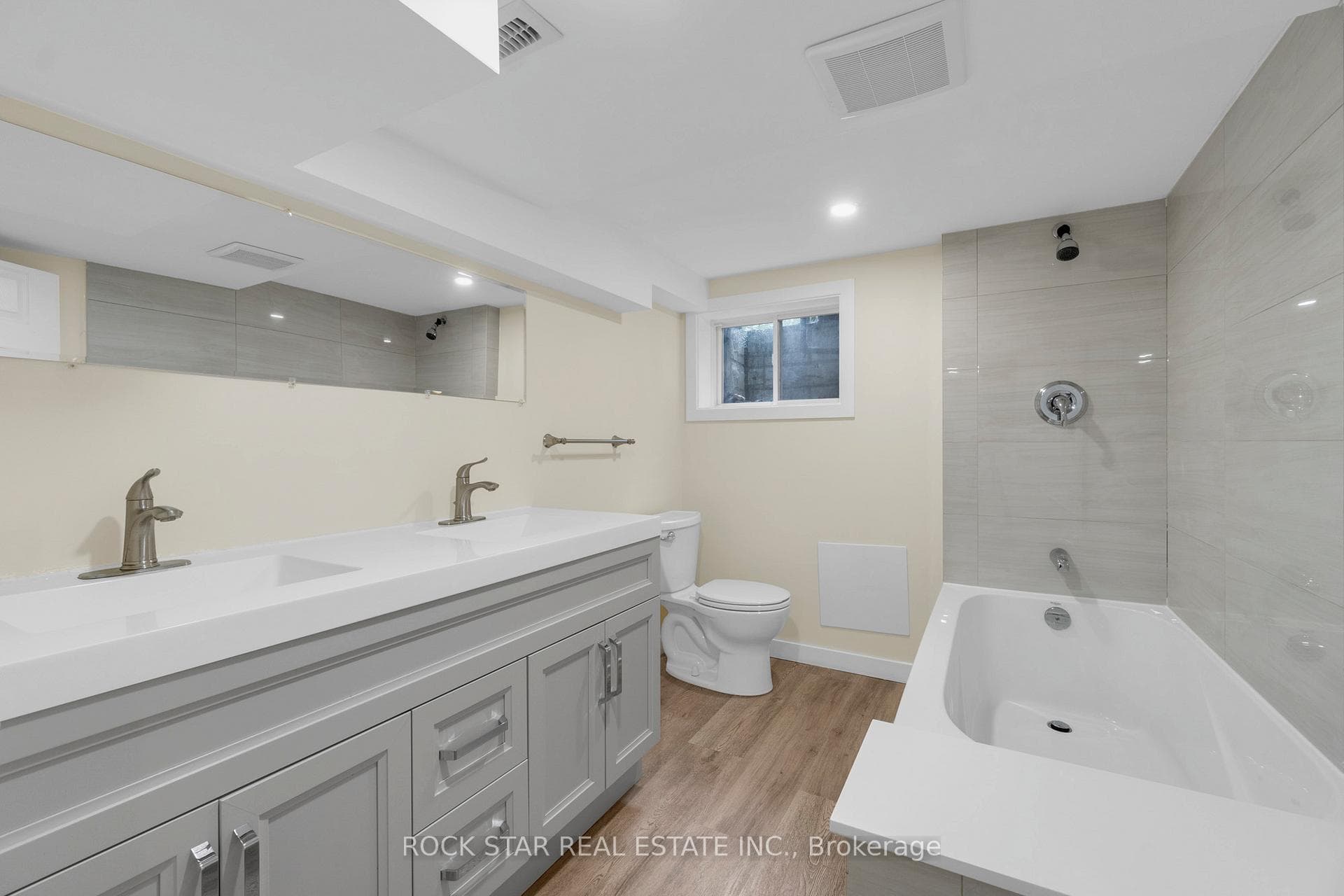 66 Watson Avenue photo 25