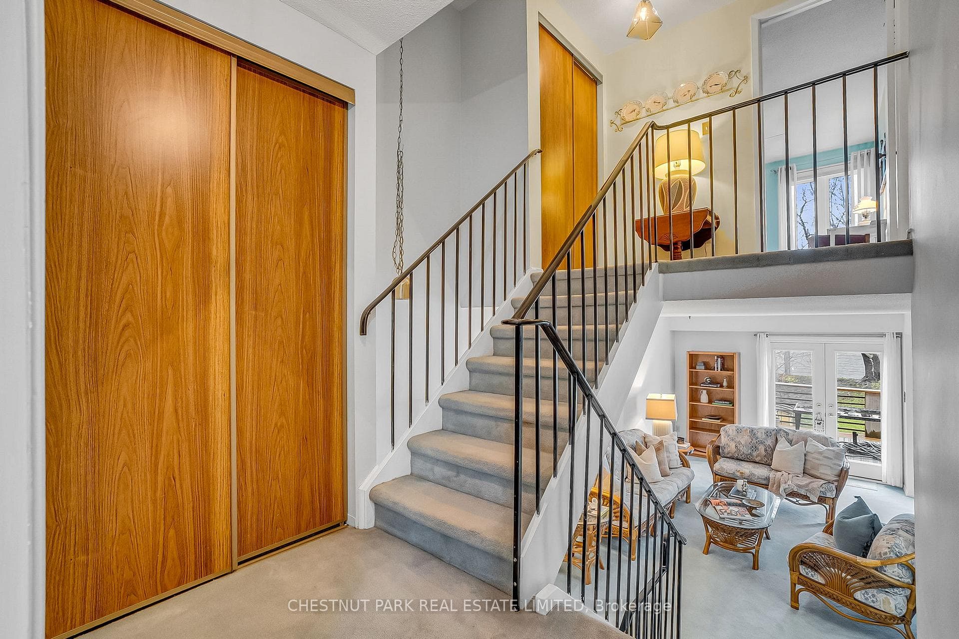 91 Bellefontaine Street photo 13