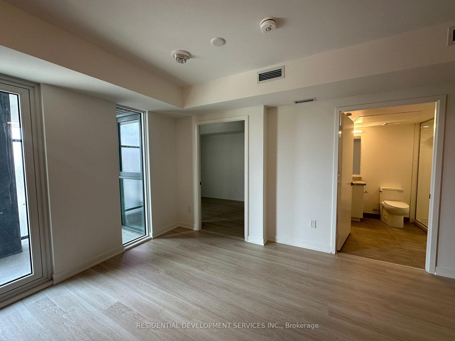 500 Wilson Avenue Unit 602 photo 4
